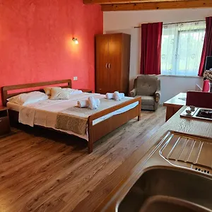  Apartment And Agroturist