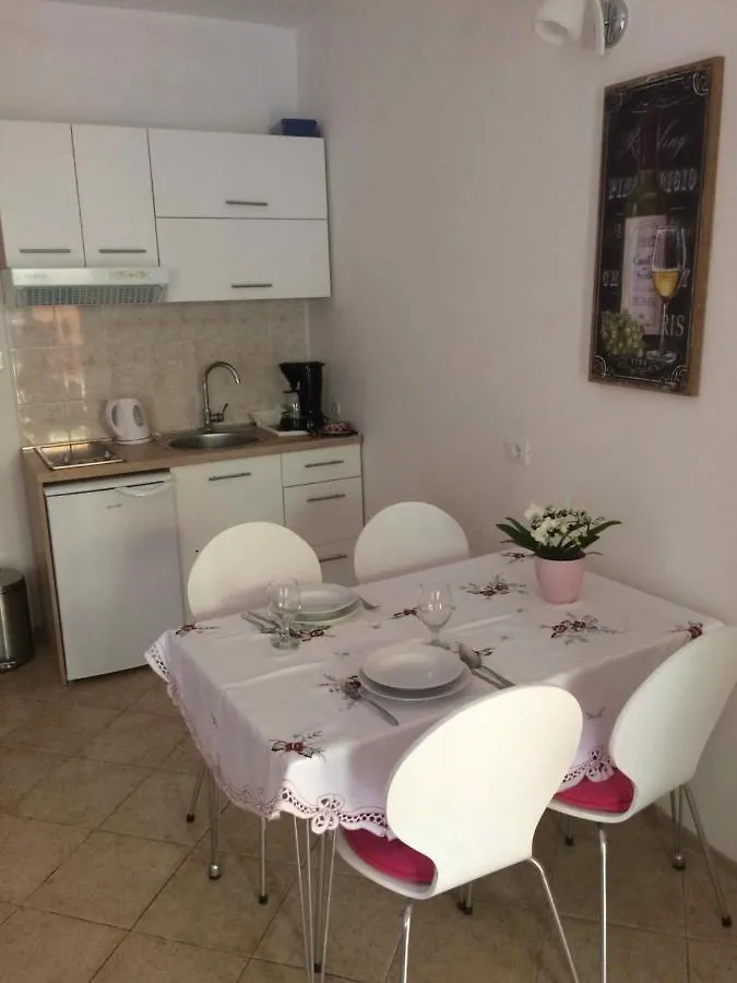 Apartmani Nadija Rovinj Lägenhet